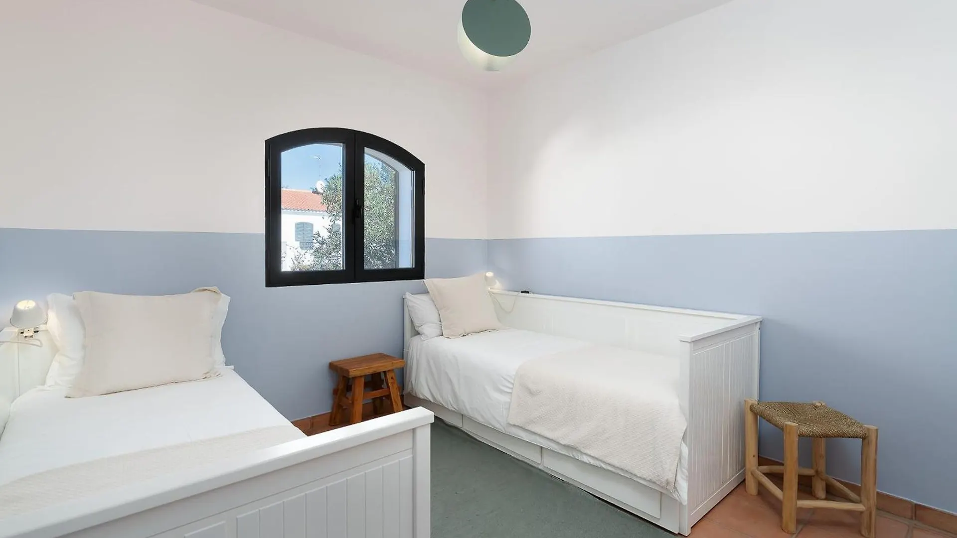 Apartment Vila Ramalhete W/ 3 Bdr & Balcony By Lovelystay Altura