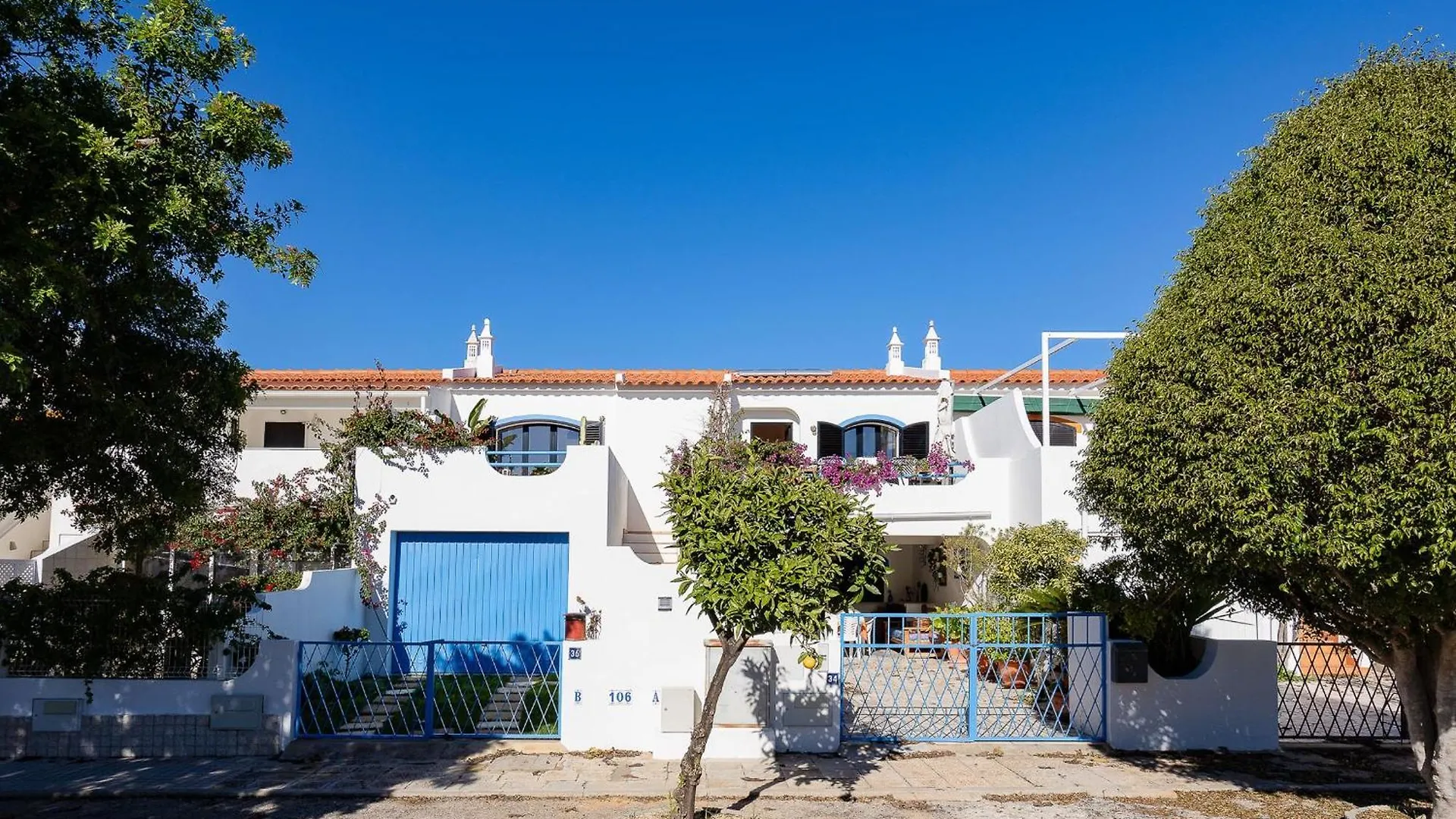 Apartment Vila Ramalhete W/ 3 Bdr & Balcony By Lovelystay Altura