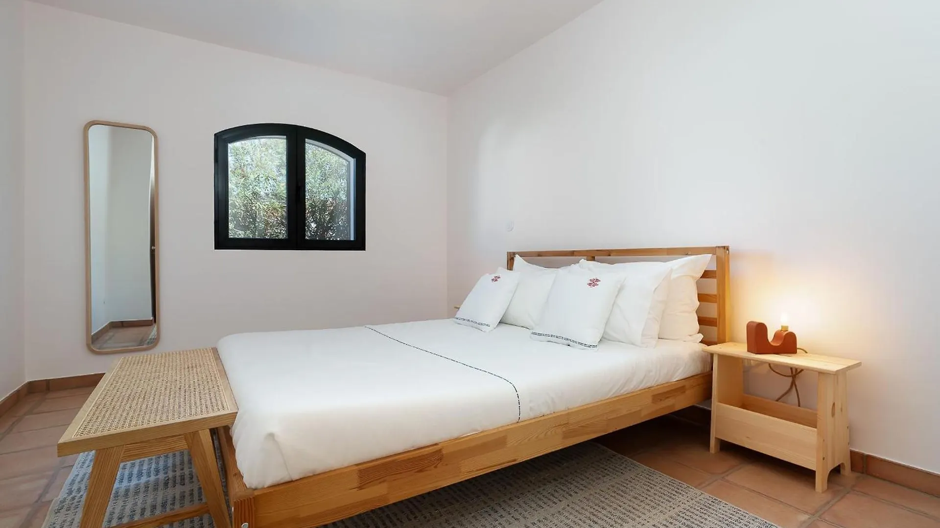 Vila Ramalhete W/ 3 Bdr & Balcony By Lovelystay Altura
